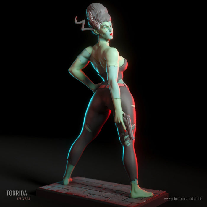 Bride of Frankenstein pin-up statue fan art miniature by Torrida Minis UK — resin display miniature