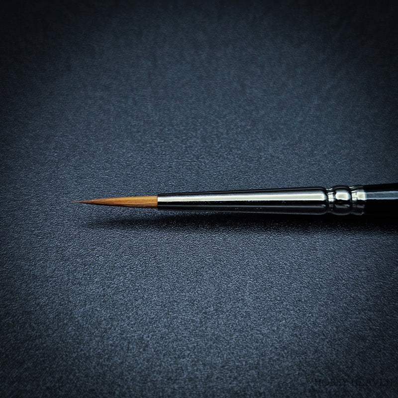 Raphael Series 8402 — Kolinsky Sable Round