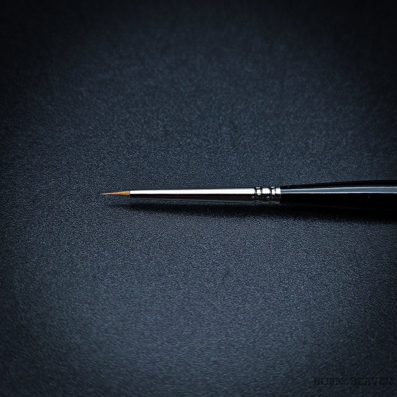 Raphael Series 8400 — Kolinsky Sable Round