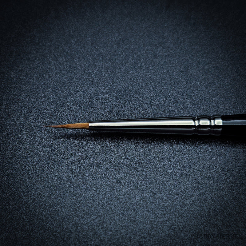 Raphael Series 8402 — Kolinsky Sable Round