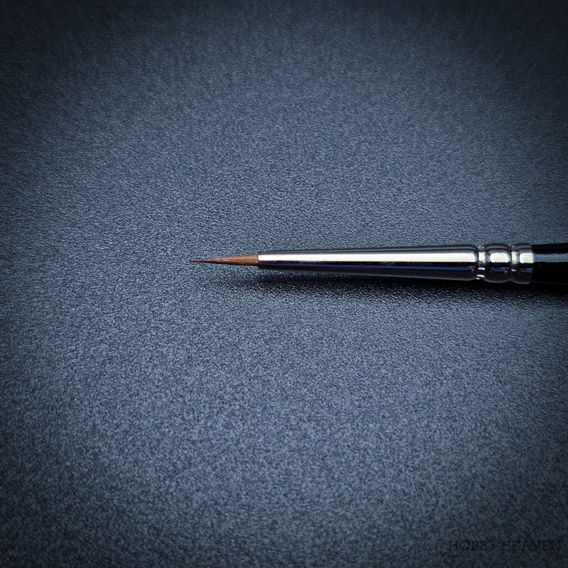 Raphael Series 8408 — Kolinsky Sable Round