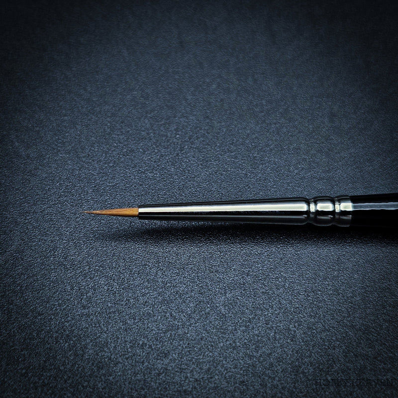 Raphael Series 8402 — Kolinsky Sable Round