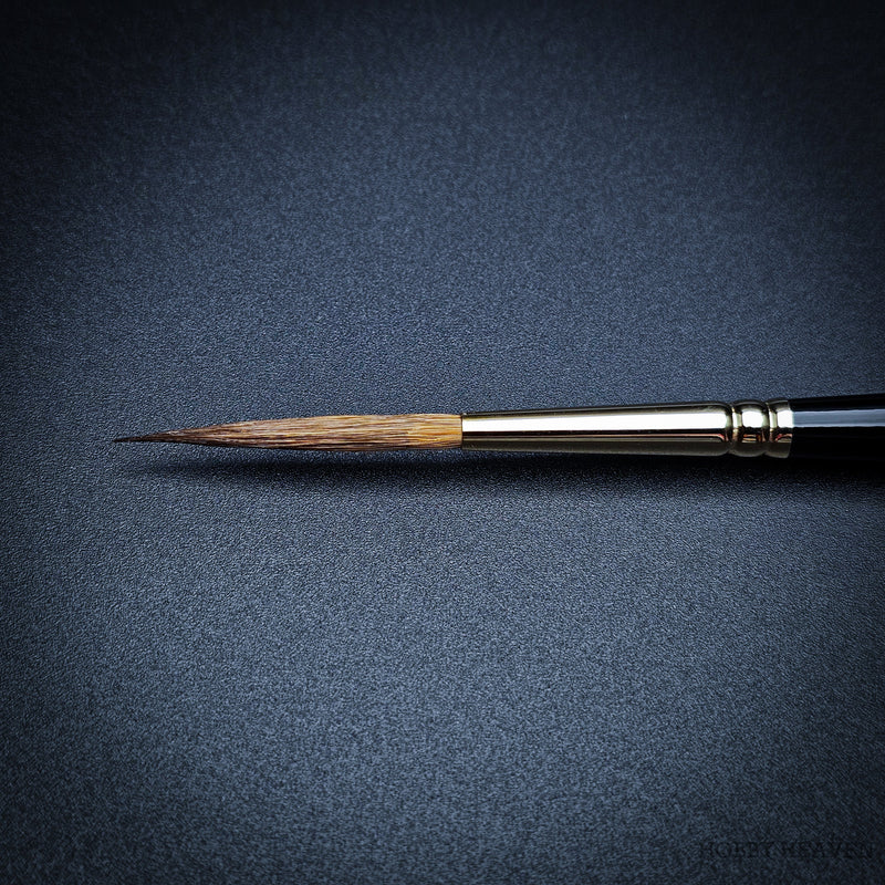 Raphael Series 8802 — Kolinsky Sable Round