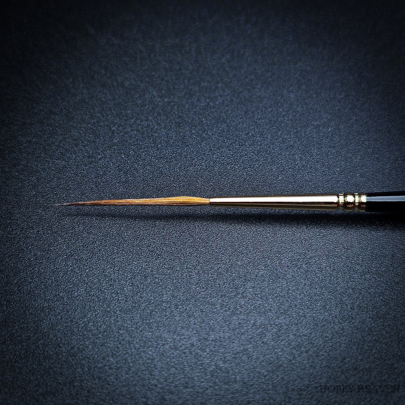 Raphael Series 8802 — Kolinsky Sable Round
