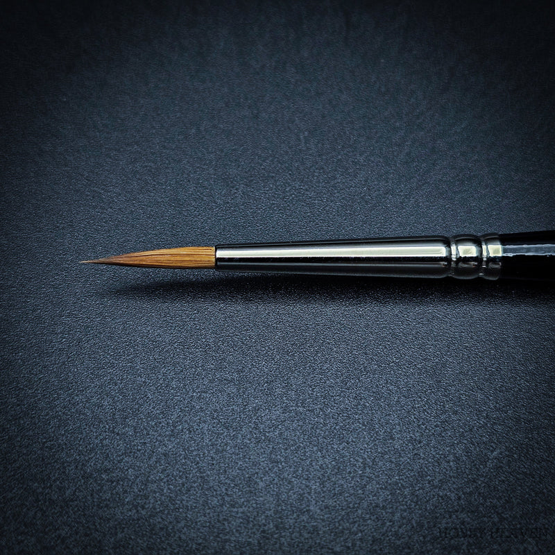 Raphael Series 8402 — Kolinsky Sable Round
