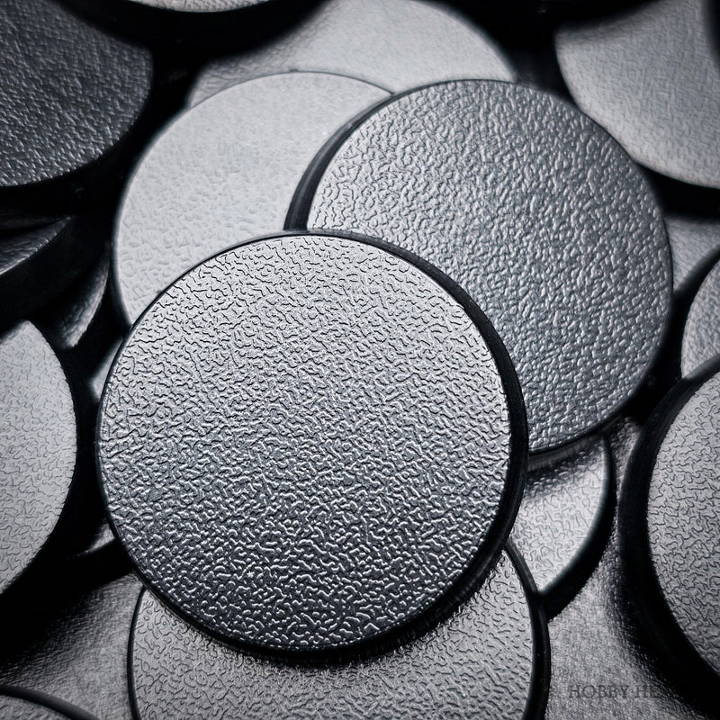 28mm Round Plain Plastic Bases for Wargaming Miniatures | Hobby Heaven