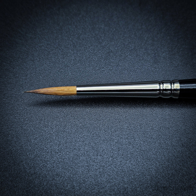 Raphael Series 8402 — Kolinsky Sable Round