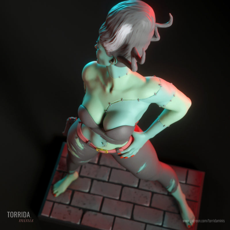 Bride of Frankenstein | Pin-Up Statue Fan Art Miniature Unpainted | Torrida Minis