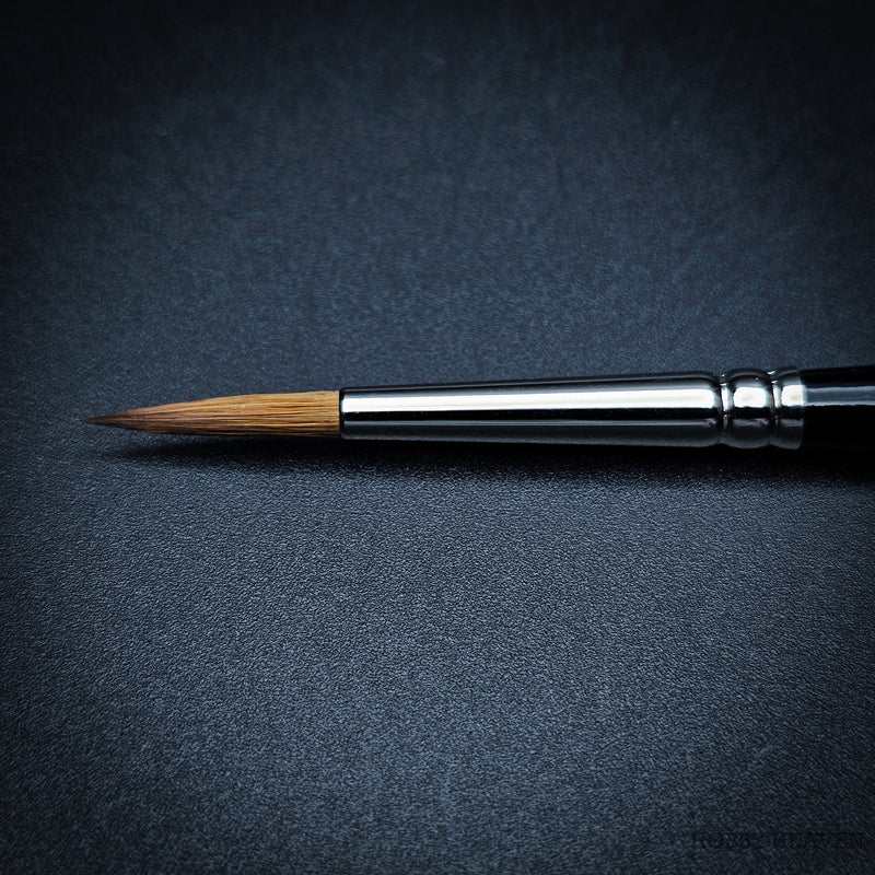 Raphael Series 8402 — Kolinsky Sable Round