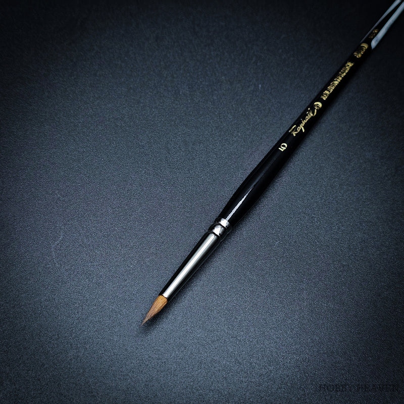 Raphael Series 8400 — Kolinsky Sable Round