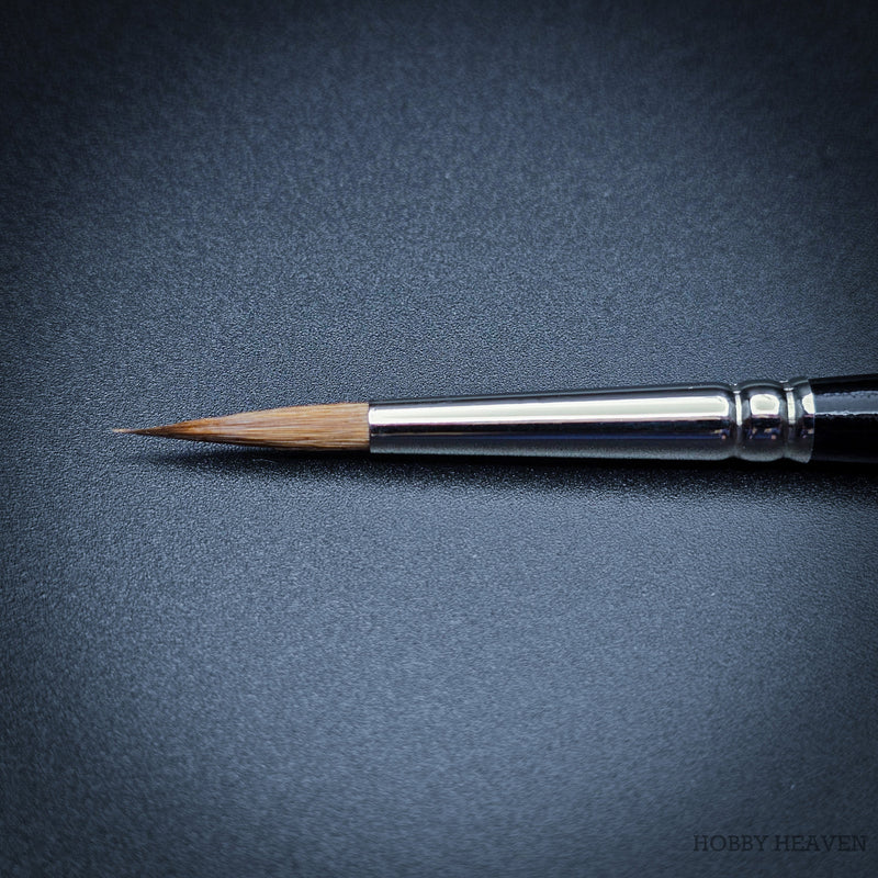 Raphael Series 8408 — Kolinsky Sable Round