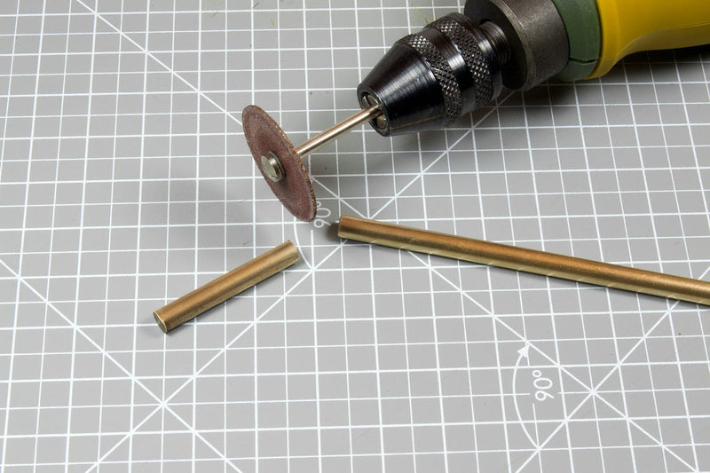 AK Interactive - Brass Pipes 1.7mm, 5 Units AK9116