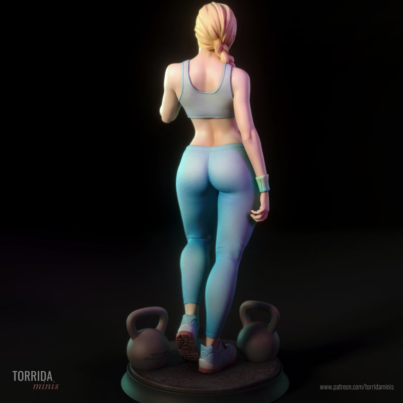 Ashley | Pin-Up Statue Fan Art Miniature Unpainted | Torrida Minis
