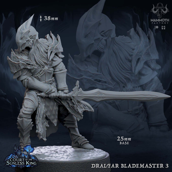 Dralfar Blademaster 3 | Court of the Sunless King | Fantasy Tabletop Miniature | Mammoth Factory