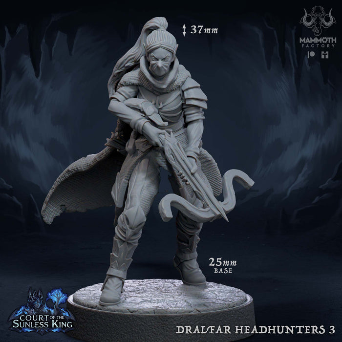 Dralfar Headhunter 3 | Court of the Sunless King | Fantasy Tabletop Miniature | Mammoth Factory