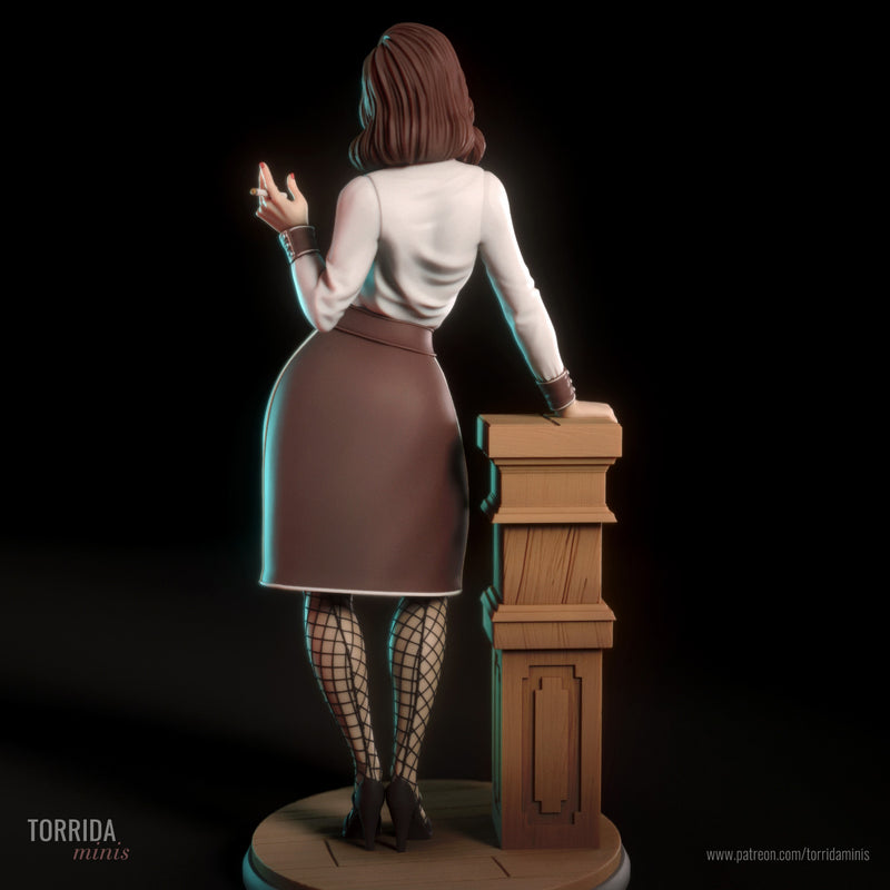 Elizabeth (Alt) | Pin-Up Statue Fan Art Miniature Unpainted | Torrida Minis