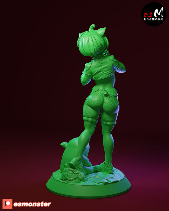 Pig Girl | Pin-Up Statue Fan Art Miniature Unpainted | E.S Monster