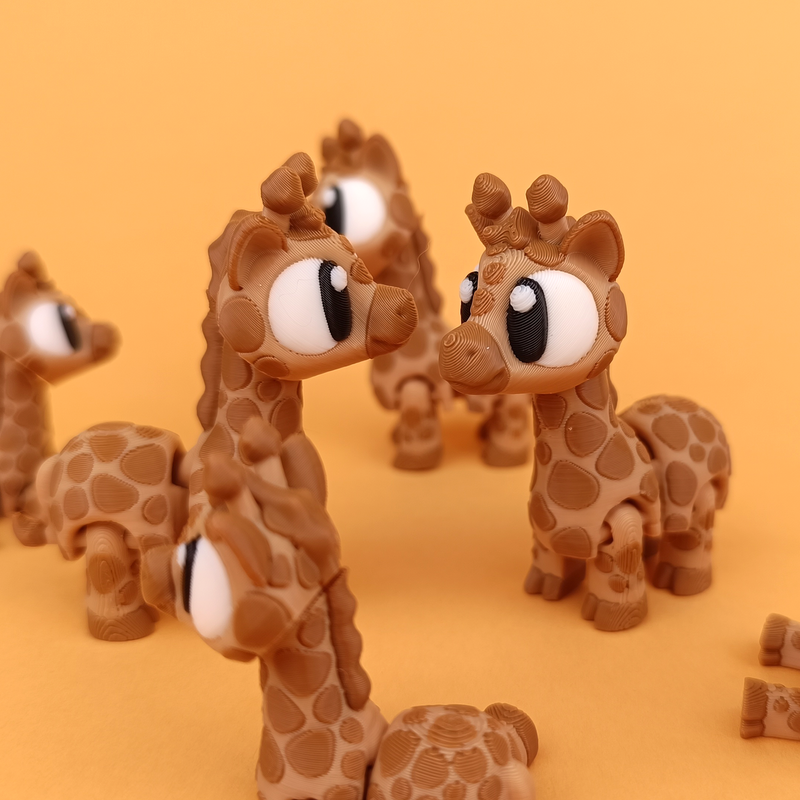 3D Printed Flexi Giraffe | Articulated Fidget Toy | Cute Desk Buddy | Keychain | Keyring Gift for Animal Lovers
