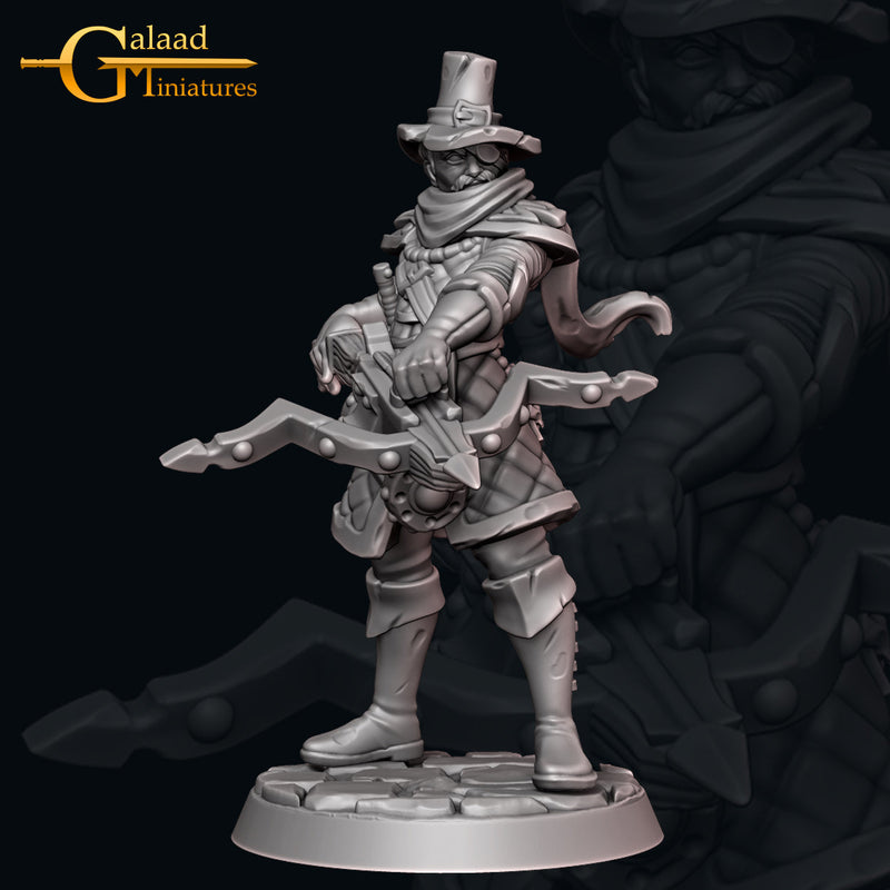 Hunter Miniatures | October Adventurer | Fantasy Miniature | Galaad Miniatures TabletopXtra