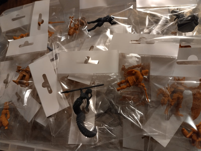 Bulk Discount Box of Surplus Resin Miniatures | Fantasy & Sci-Fi | Randomised Selection