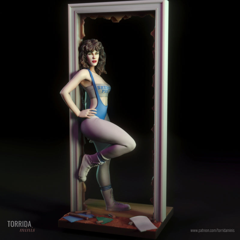 Lisa | Pin-Up Statue Fan Art Miniature Unpainted | Torrida Minis
