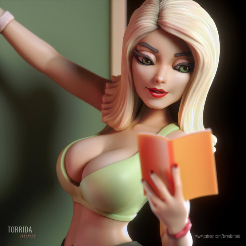 Mari | Pin-Up Statue Fan Art Miniature Unpainted | Torrida Minis
