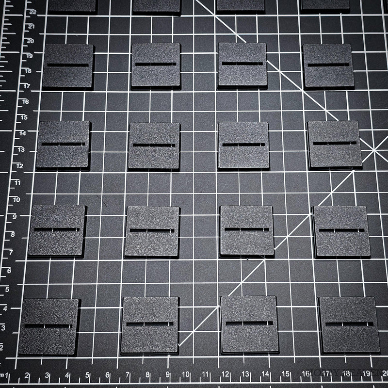 30mm Square Parallel Slotted Plastic Bases