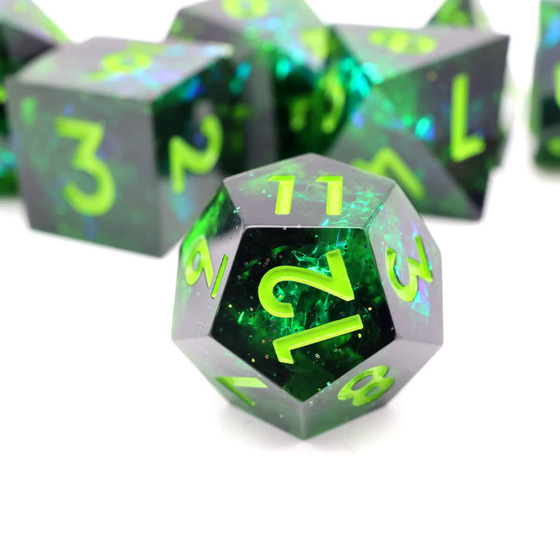 Necrotic Glimmer | Sharp Edge Dice | Resin | 7 Piece Set