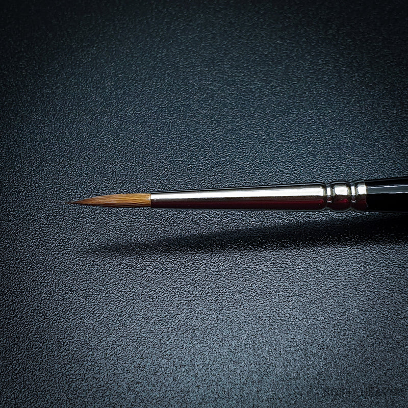 Raphael 8404 — Kolinsky Sable Round