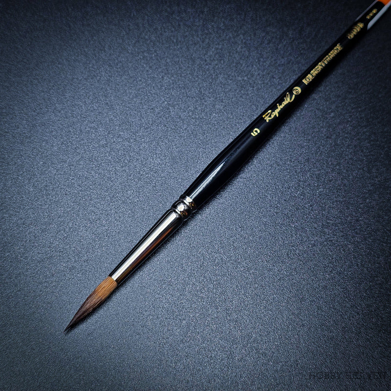 Raphael 8404 — Kolinsky Sable Round
