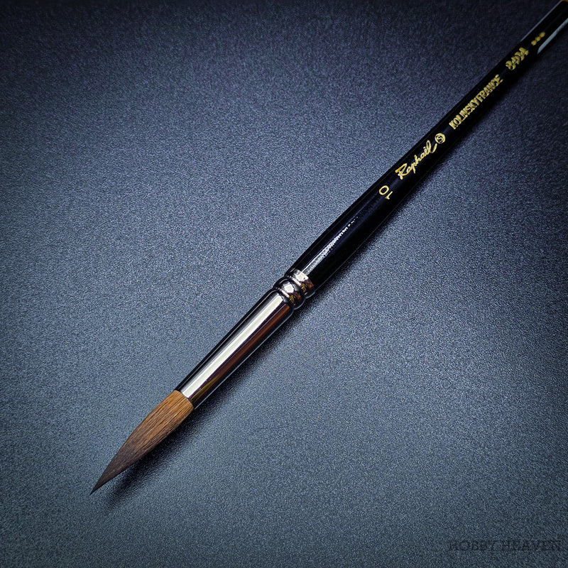 Raphael 8404 — Kolinsky Sable Round