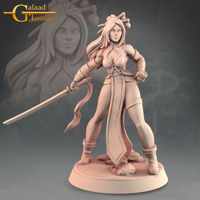 Assassin Girl | Pin-Up | Fantasy Miniature | Galaad Miniatures