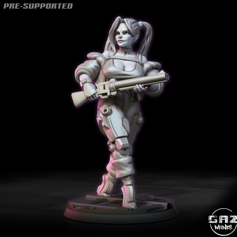 Bruiser | Female Warband | Fantasy Miniature | Gaz Minis